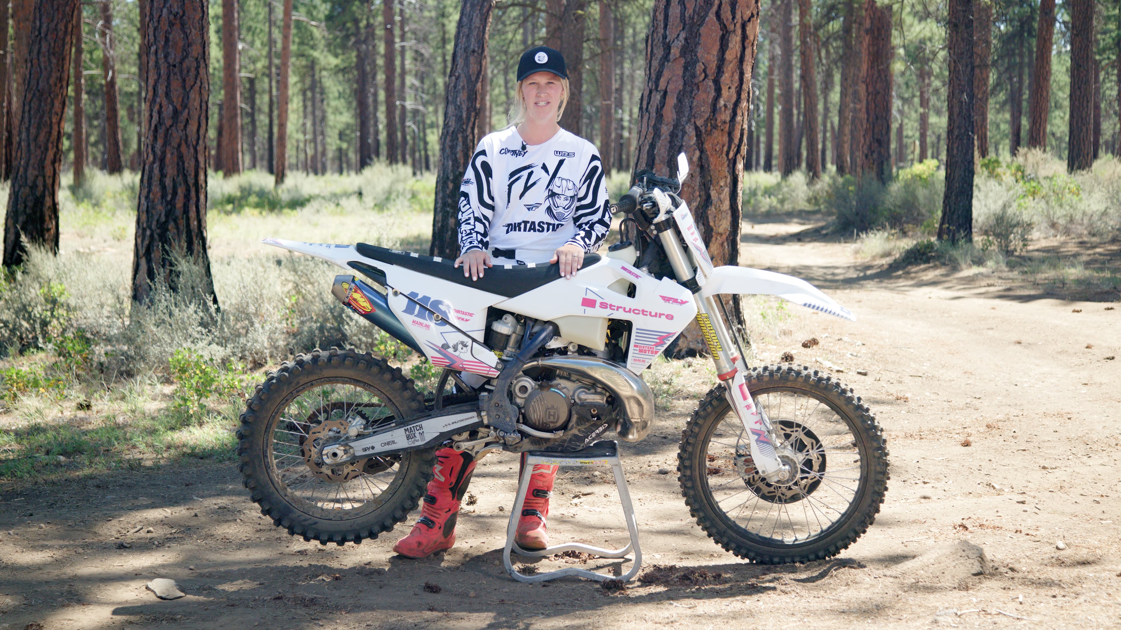 How to Put Your Dirt Bike on a Stand